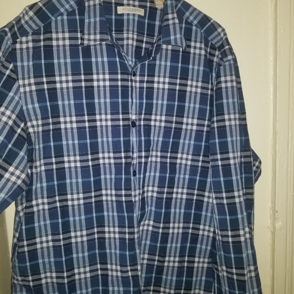BURBERRY BUTTON DOWN